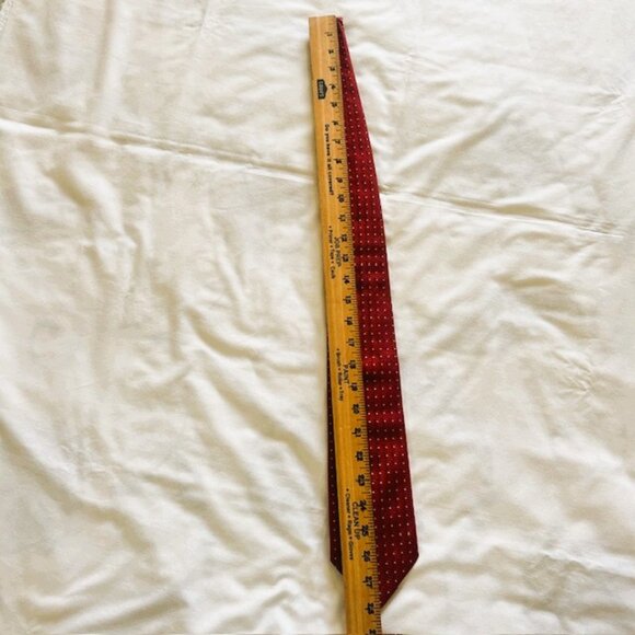 Cravattificio Di Siena Mens Tie Red and Gold 100% Silk 56 x 3.7 - Picture 9 of 10